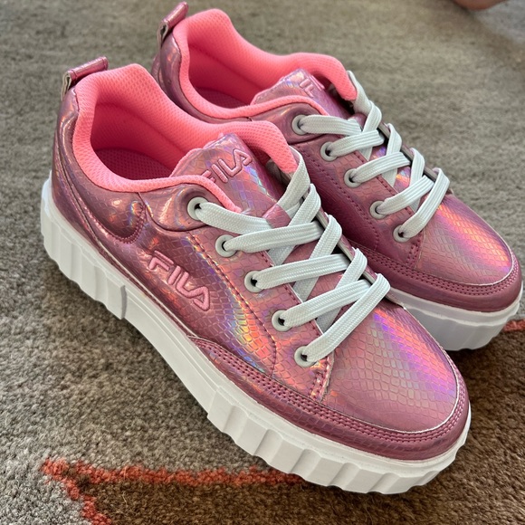 FILA Sneakers - Picture 2 of 8